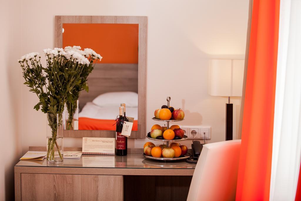 Hotel Optima Rivne Habitación foto